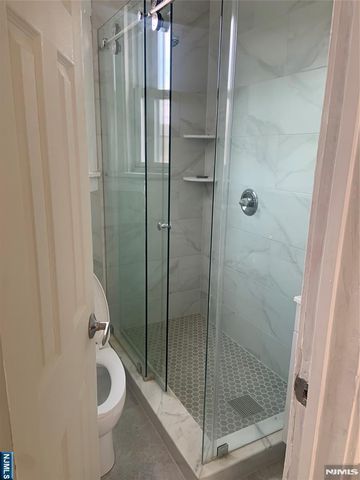 436 Main Street, Lodi, NJ 07644