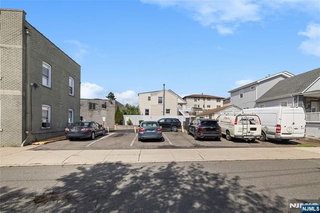 436 Main Street, Lodi, NJ 07644