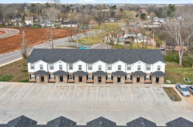 1625 Golf Club Ln Unit 107, Clarksville, TN 37043