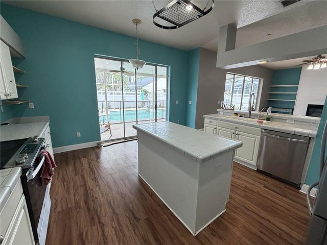 1188 FOXFORREST CIRCLE, Apopka, FL 32712