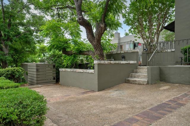 1111 W 12th ST 108, Austin, TX 78703
