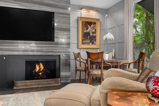 1111 W 12th ST 108, Austin, TX 78703
