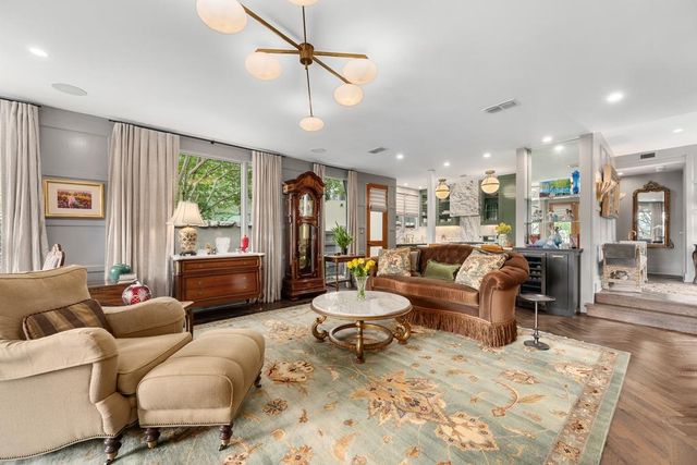 1111 W 12th ST 108, Austin, TX 78703
