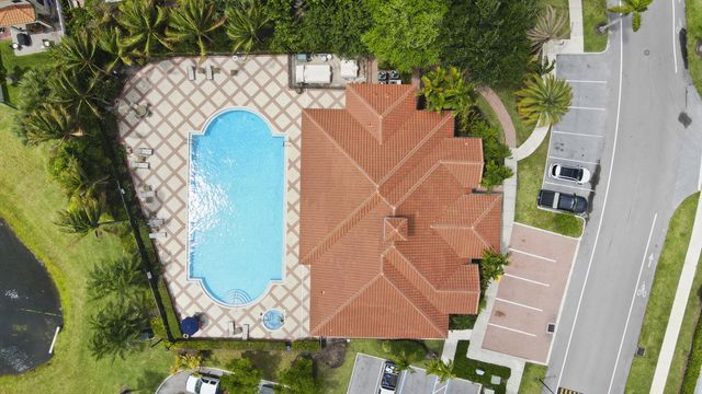 1004 Sweet Briar Lane, Riviera Beach, FL 33410