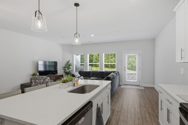 204 Douglas Bend Rd Unit 1502, Gallatin, TN 37066