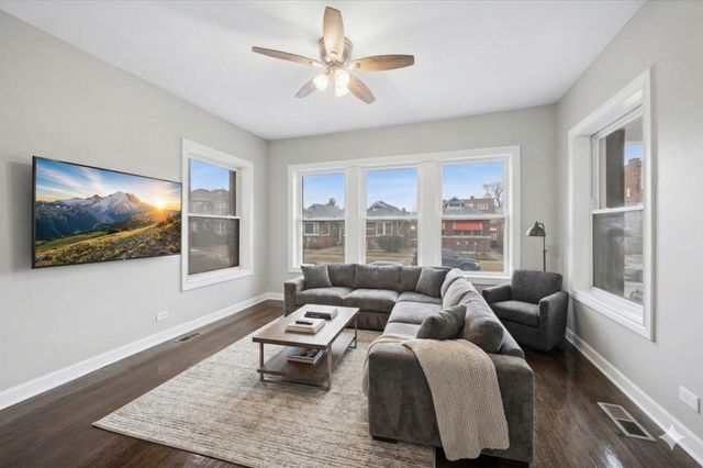 7938 S Throop Street, Chicago, IL 60620