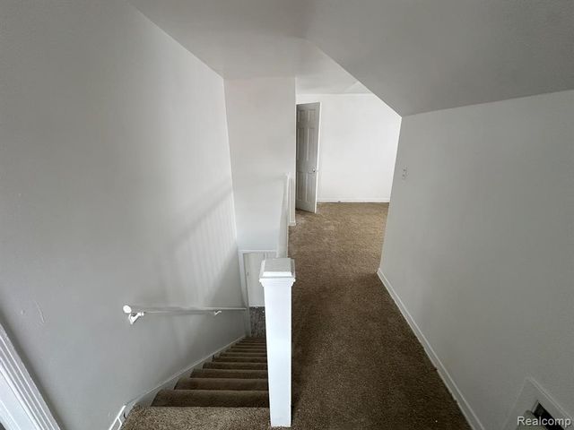 15761 Evergreen Road, Detroit, MI 48223