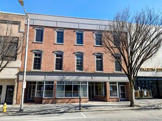 209 Main Street 2C, Danbury, CT 06810