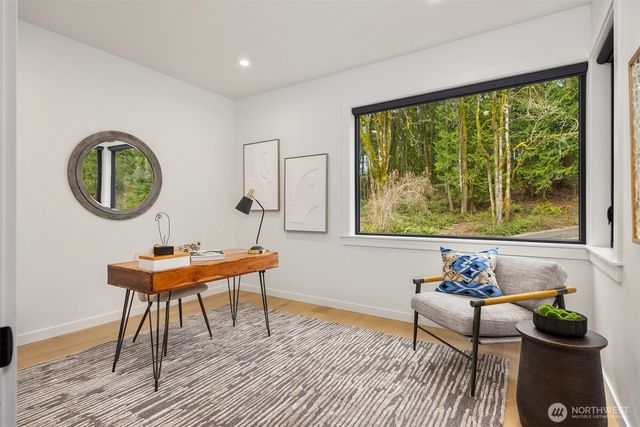 9661 NE Pine Street, Bainbridge Island, WA 98110