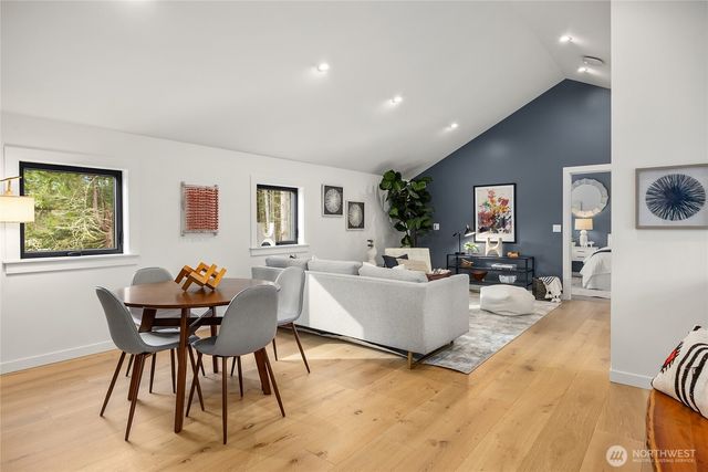 9661 NE Pine Street, Bainbridge Island, WA 98110