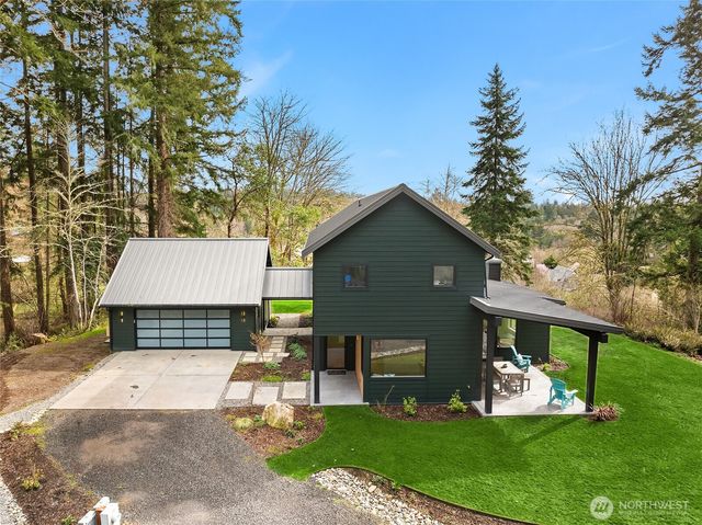 9661 NE Pine Street, Bainbridge Island, WA 98110