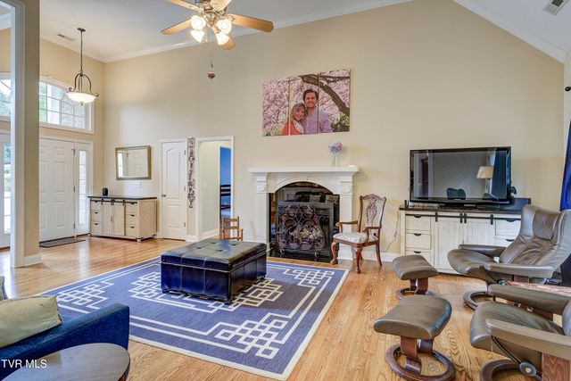 194 Sunset Meadows Court, Gray, TN 37615