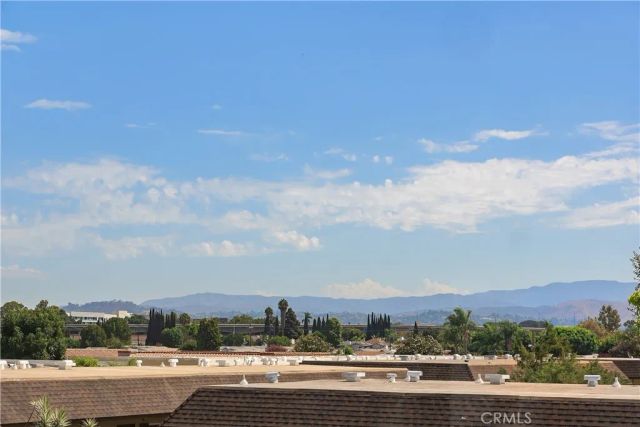 651 S Lyon Street, Santa Ana, CA 92701