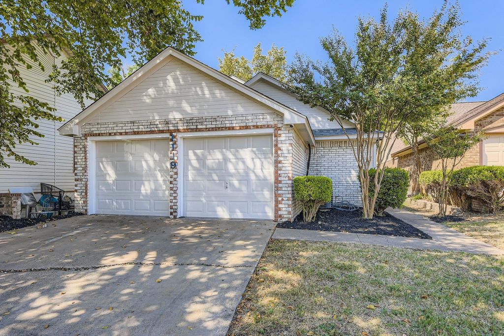 1119 Harlow Lane, Duncanville, TX 75137