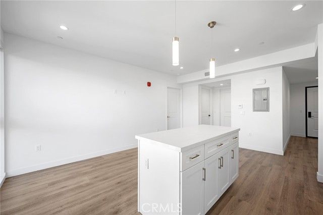 10657 Moorpark Street 204, North Hollywood (los Angeles), CA 91602