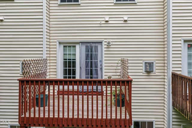 2806 Wyntercrest Lane, Durham, NC 27713
