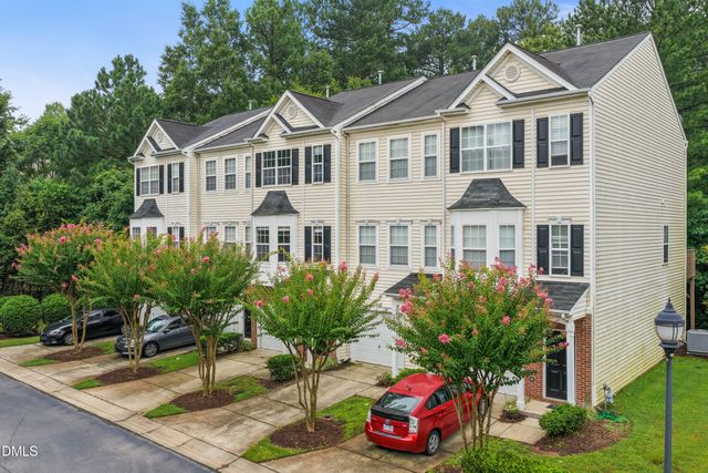 2806 Wyntercrest Lane, Durham, NC 27713
