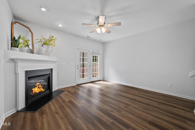 2806 Wyntercrest Lane, Durham, NC 27713