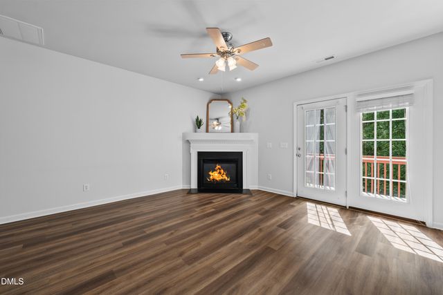 2806 Wyntercrest Lane, Durham, NC 27713