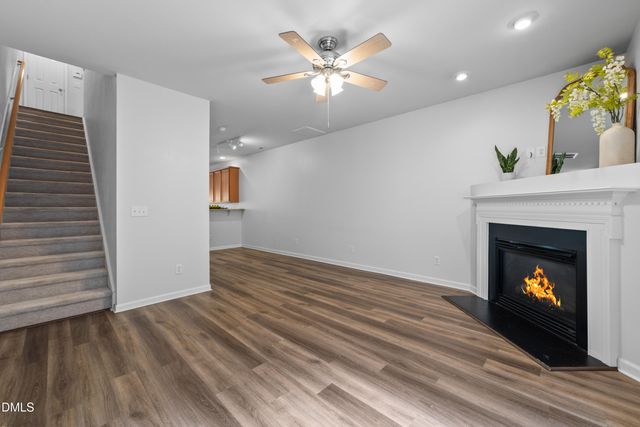 2806 Wyntercrest Lane, Durham, NC 27713
