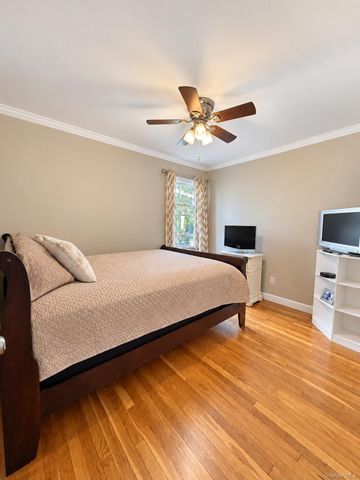 2360 York Street, East Meadow, NY 11554