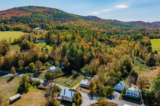 4 Mine Road, Strafford, VT 05070