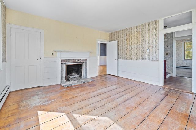 4 Mine Road, Strafford, VT 05070