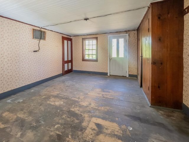 4 Mine Road, Strafford, VT 05070