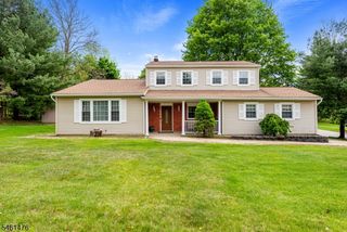 93 Randolph Ave, Randolph Twp., NJ 07869