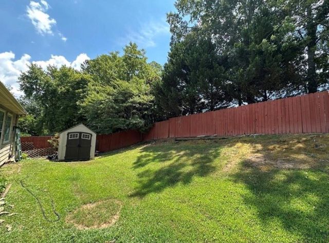 4080 Landress Park NW Drive, Lilburn, GA 30047