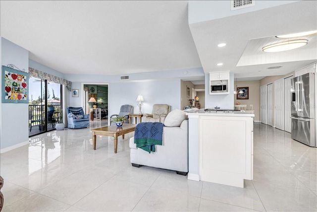 25188 MARION AVENUE E101, Punta Gorda, FL 33950