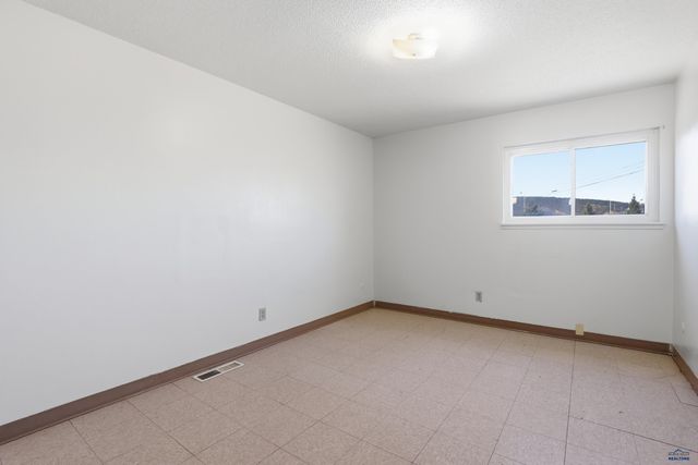 316 CURTIS, Rapid City, SD 57701