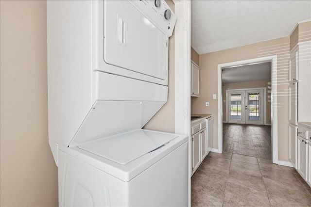 481 Moore, Vidor, TX 77662