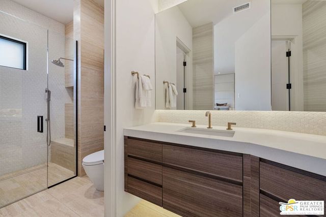 1 Sterling Ridge Drive, Rancho Mirage, CA 92270