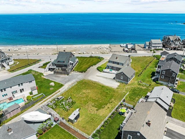 23 Oceanside Dr, Scituate, MA 02066