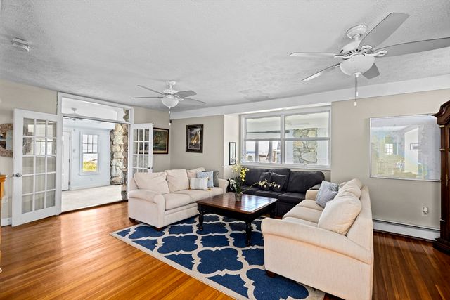 23 Oceanside Dr, Scituate, MA 02066