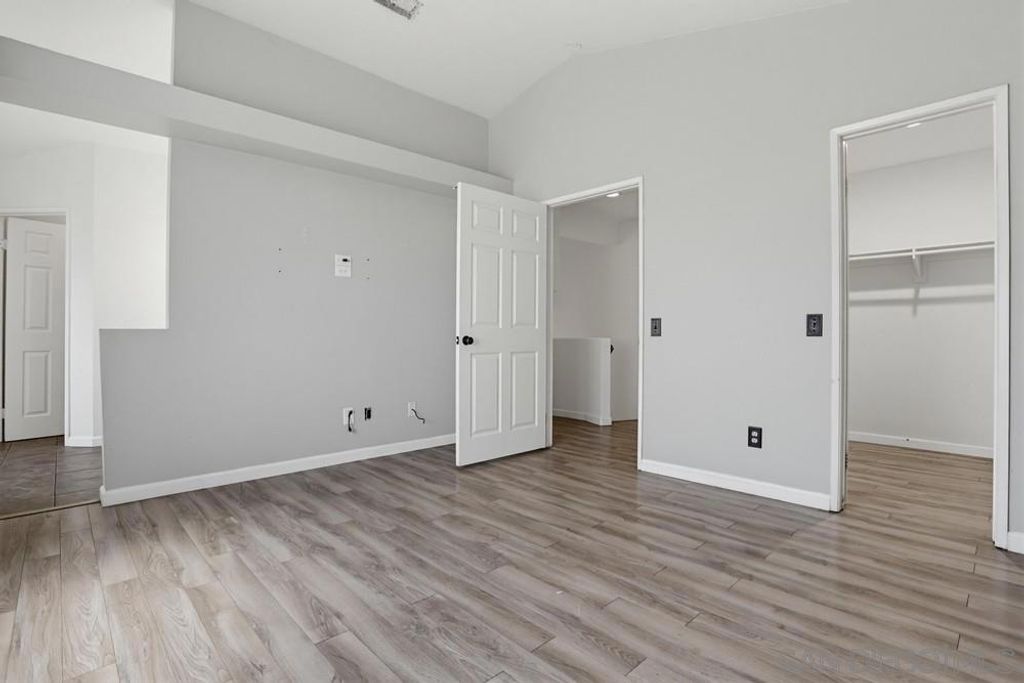 Image 19 of property listing at 39991 Falcon Way, Murrieta, CA 92562