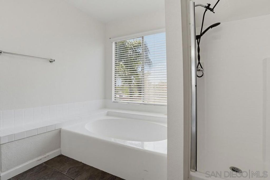Image 23 of property listing at 39991 Falcon Way, Murrieta, CA 92562