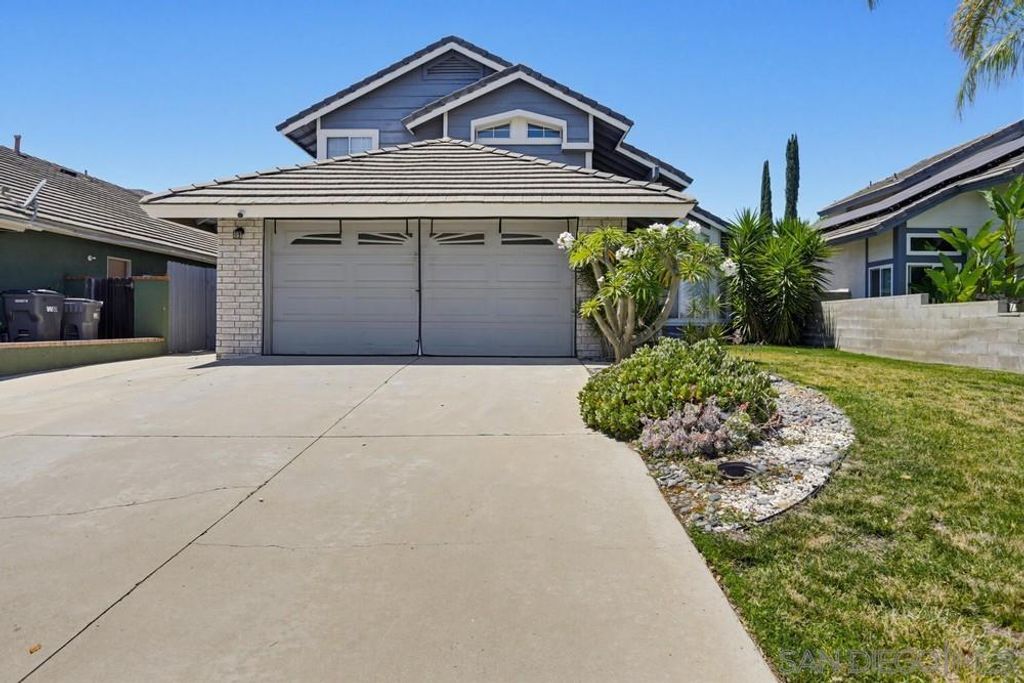 Image 33 of property listing at 39991 Falcon Way, Murrieta, CA 92562