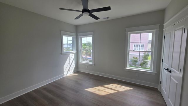 346 Harbour View Dr., Myrtle Beach, SC 29579
