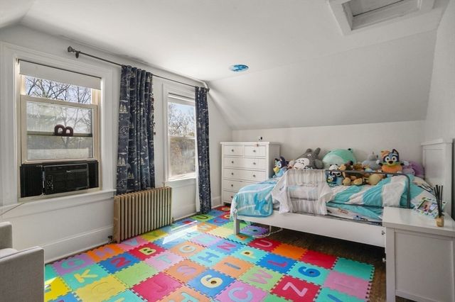 54 Meadowbrook Rd, Chelmsford, MA 01863