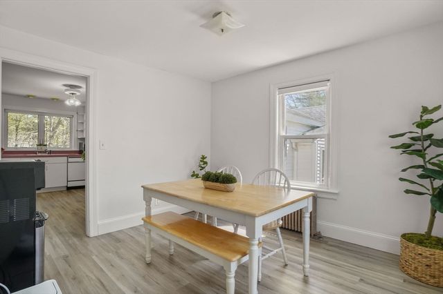 54 Meadowbrook Rd, Chelmsford, MA 01863