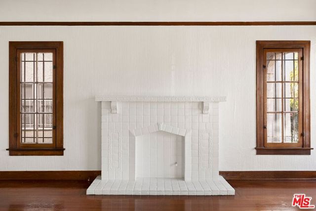 112 S Sycamore Avenue, Los Angeles, CA 90036