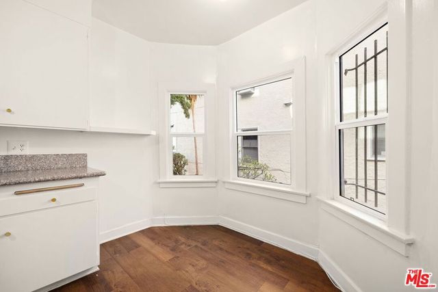 112 S Sycamore Avenue, Los Angeles, CA 90036