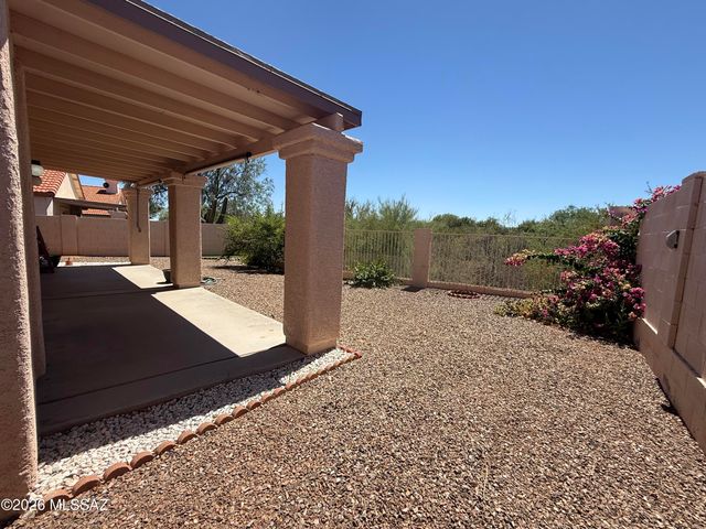 12349 N Brightridge Drive, Oro Valley, AZ 85755
