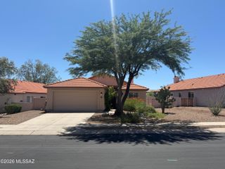 12349 N Brightridge Drive, Oro Valley, AZ 85755