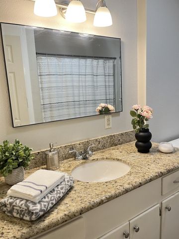 2200 Linwood Lane, Bay City, TX 77414