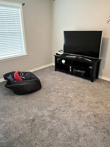 2200 Linwood Lane, Bay City, TX 77414