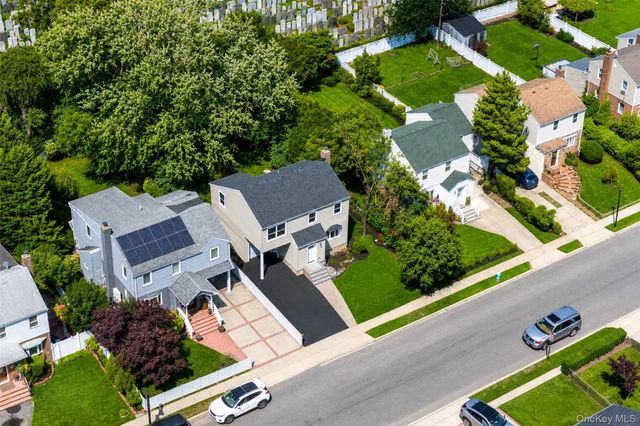 52 Norfeld Boulevard, Elmont, NY 11003