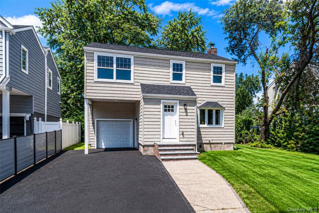 52 Norfeld Boulevard, Elmont, NY 11003